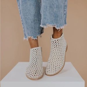 COPY - Free people Cayne Woven Shoeboot